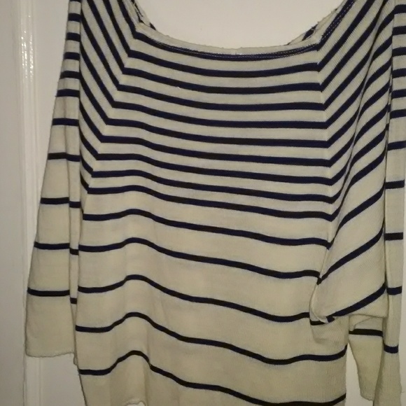 Kirra blouse.CLEARANCE... - Picture 1 of 4